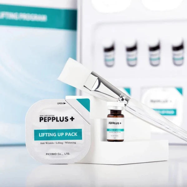PEPPLUS STAIGAUS EFEKTO STINGSTANČIŲ KAUKIŲ RINKINYS